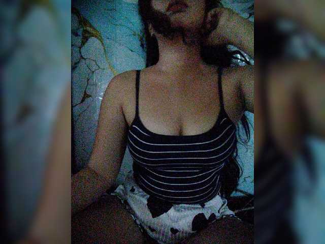 XXhornywetprincess99XX live webcam show