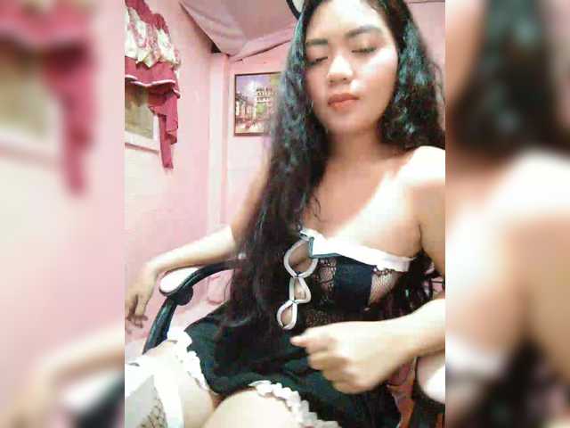 XXhornywetprincess99XX live webcam show