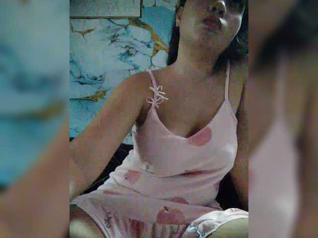 hornylittleprincess69 live cam preview
