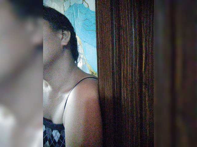 hornylittleprincess69