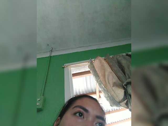 hornylittleprincess69