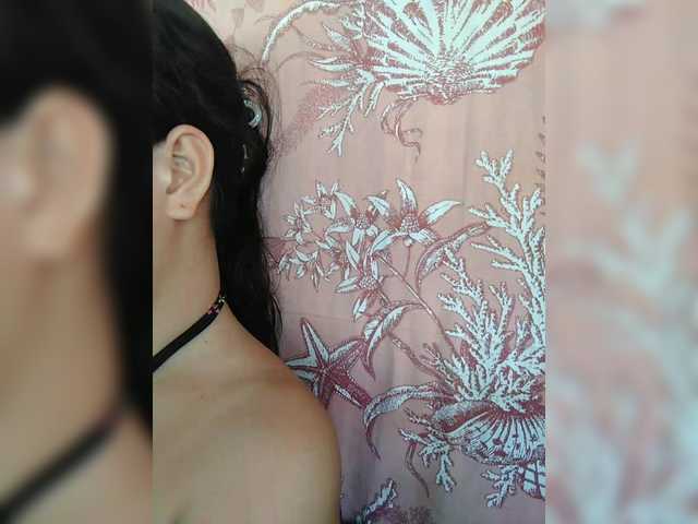 hornylittleprincess69