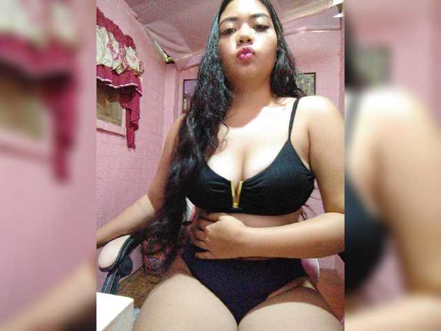 hornylittleprincess69 live cam preview