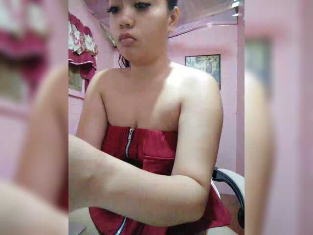 XXhornywetprincess99XX, en directo ahora en BongaCams