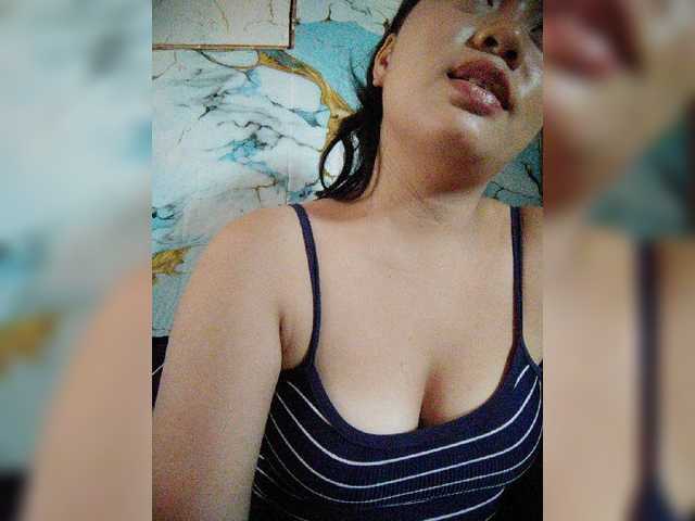 XXhornywetprincess99XX live cam on BongaCams