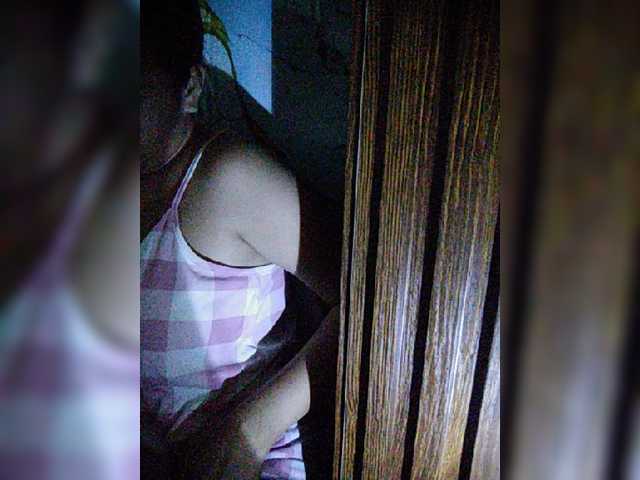 XXhornywetprincess99XX live cam on BongaCams
