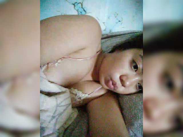 XXhornywetprincess99XX live cam on BongaCams