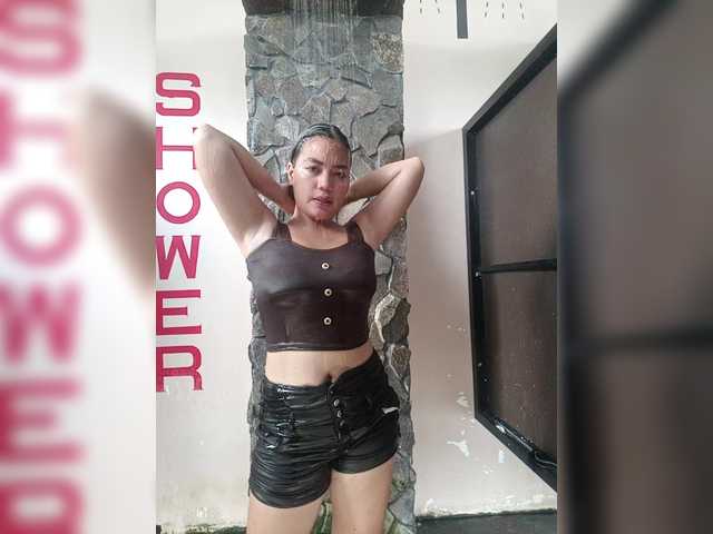 hornylittleprincess69