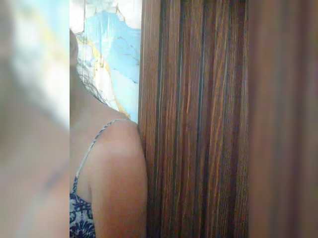 XXhornywetprincess99XX live cam