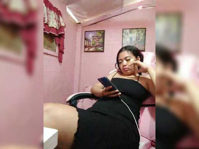 hornylittleprincess69