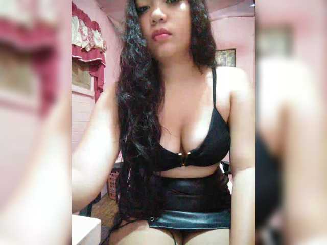 hornylittleprincess69