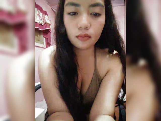 hornylittleprincess69 live webcam show