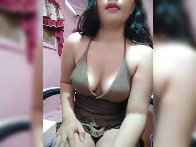 XXhornywetprincess99XX live cam