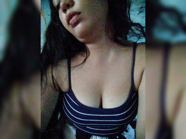 XXhornywetprincess99XX live cam on BongaCams