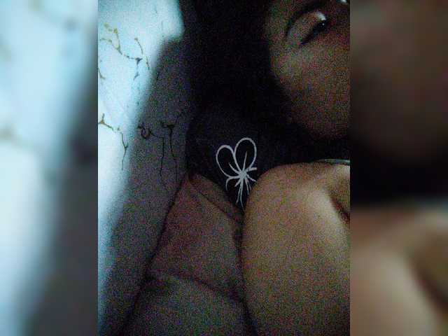 hornylittleprincess69 live cam preview