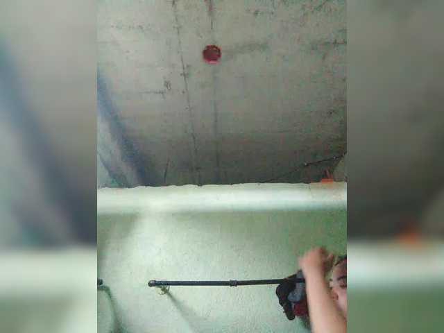 hornylittleprincess69 — live female cam