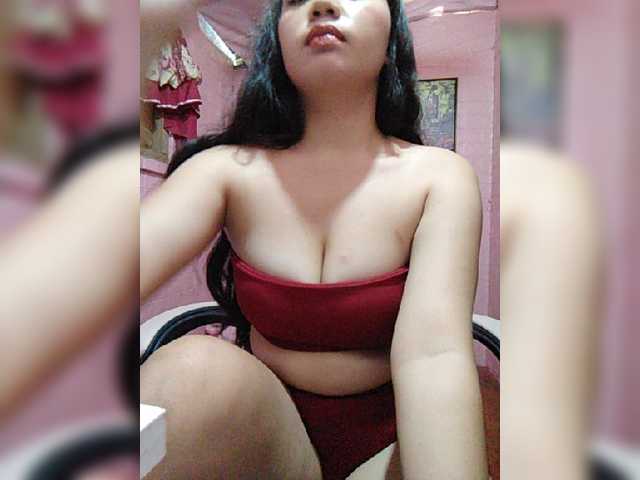 hornylittleprincess69