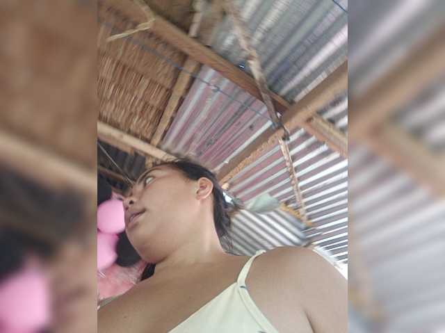 hornylittleprincess69