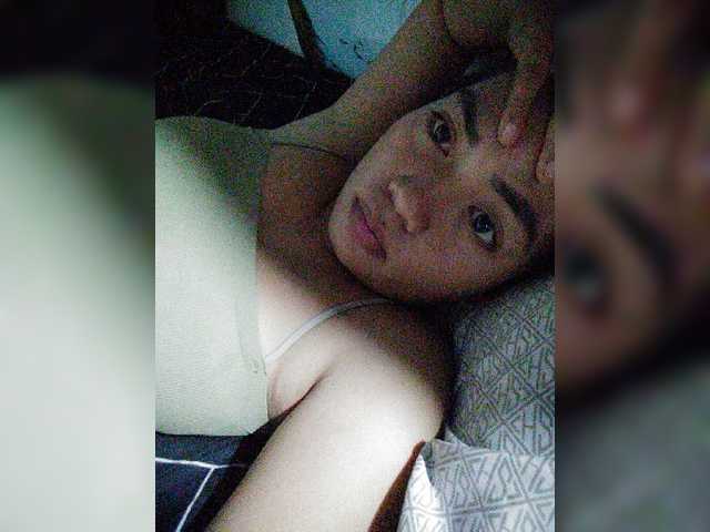 hornylittleprincess69 live webcam show