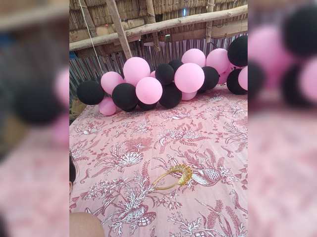hornylittleprincess69 live cam preview