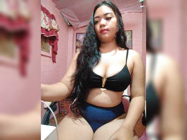 hornylittleprincess69