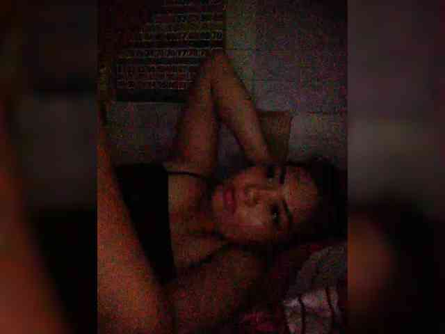 hornylittleprincess69