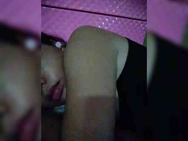 hornylittleprincess69