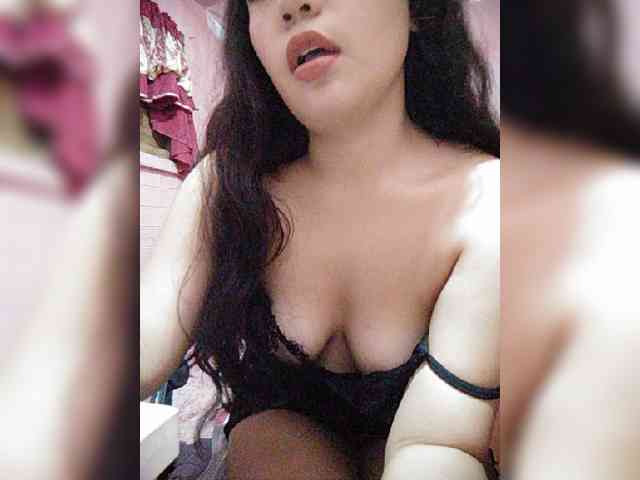 hornylittleprincess69 webcam