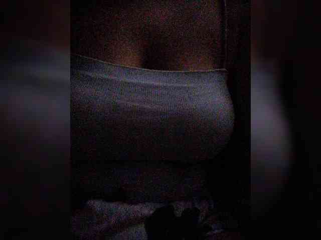 hornylittleprincess69