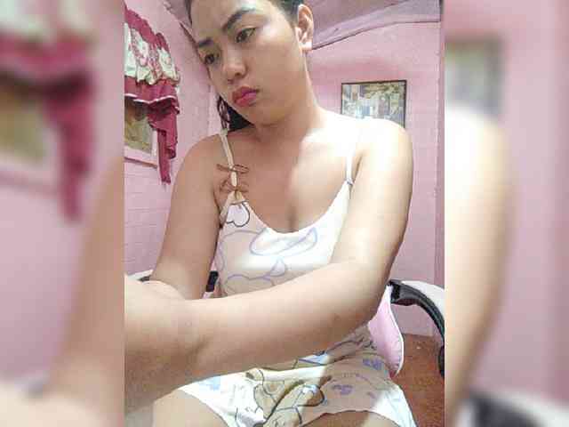 hornylittleprincess69 webcam