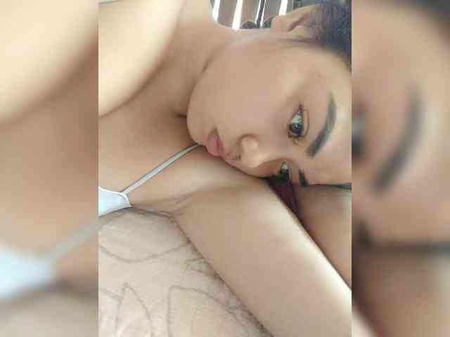 hornylittleprincess69