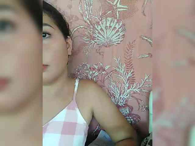 hornylittleprincess69 webcam