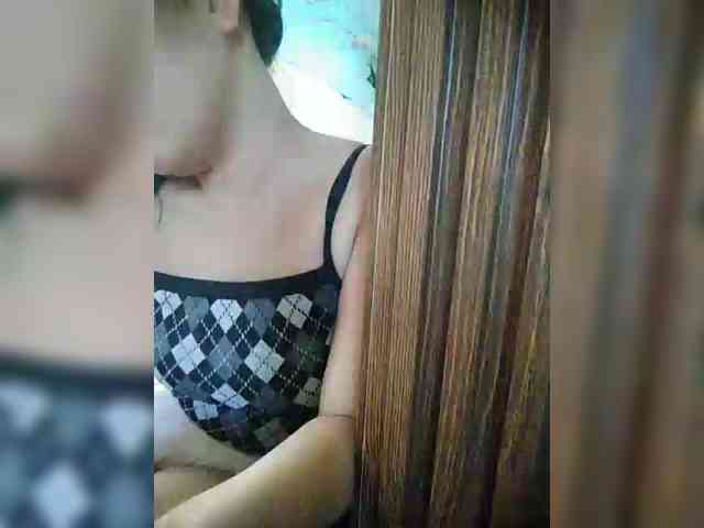 hornylittleprincess69 webcam