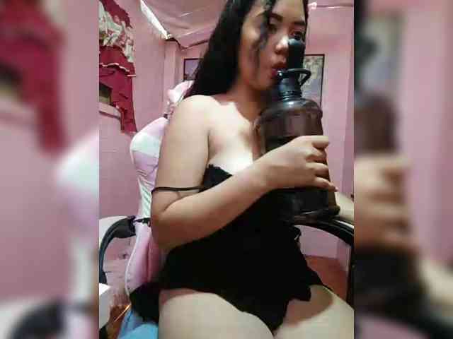 hornylittleprincess69 webcam