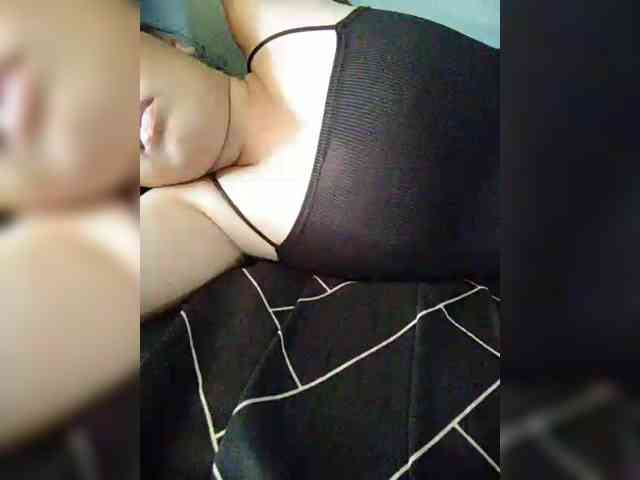 hornylittleprincess69 webcam