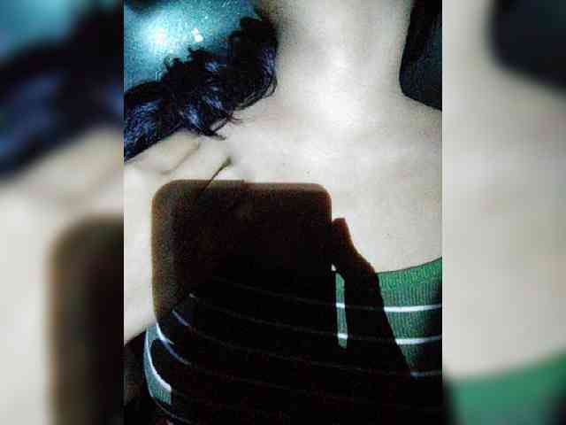 hornylittleprincess69 webcam