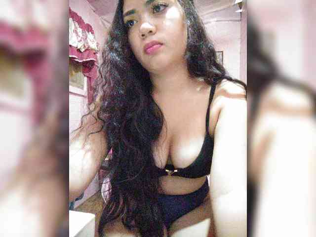 hornylittleprincess69