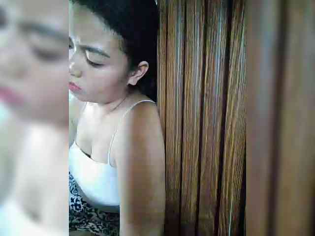 hornylittleprincess69