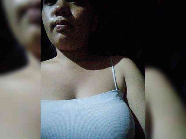 hornylittleprincess69 webcam
