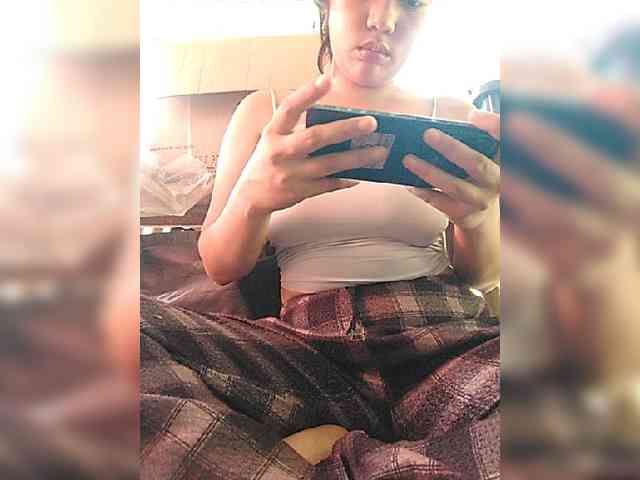 hornylittleprincess69 webcam