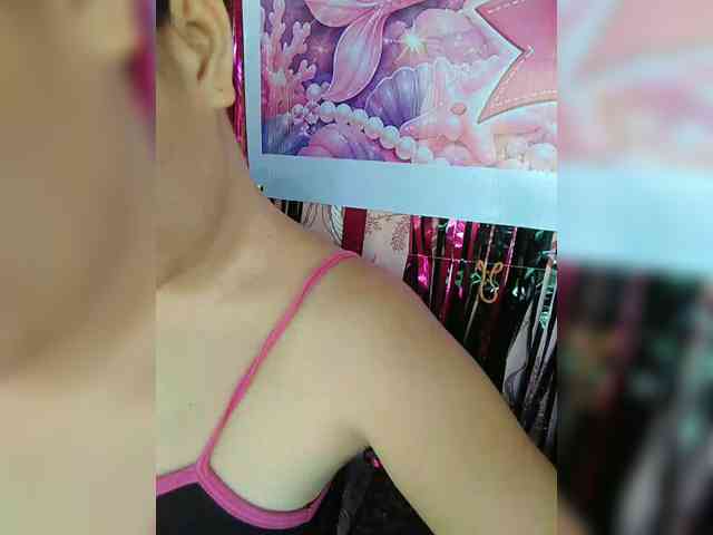 hornylittleprincess69