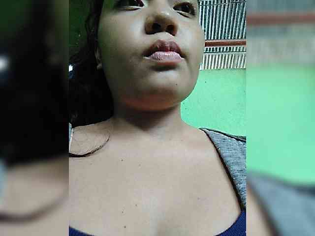 hornylittleprincess69 webcam