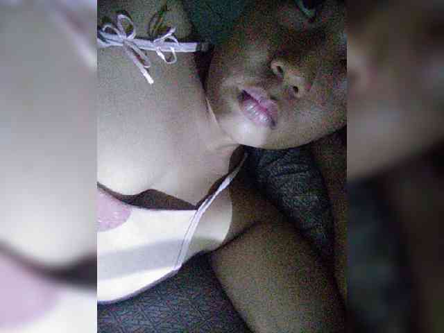 hornylittleprincess69 webcam
