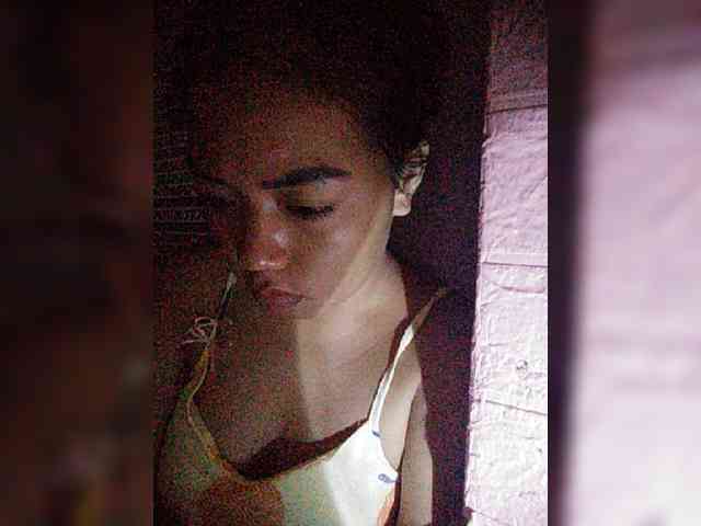 hornylittleprincess69