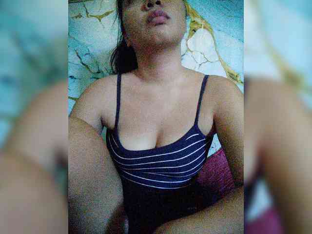 hornylittleprincess69