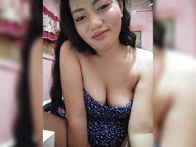 hornylittleprincess69 webcam