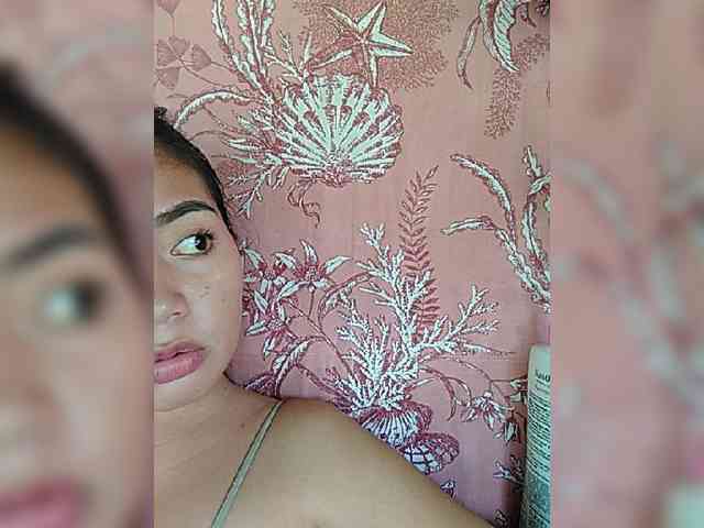 hornylittleprincess69 webcam