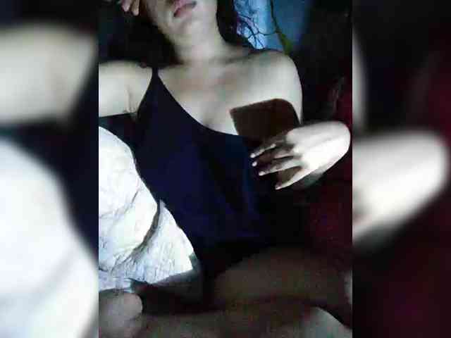 hornylittleprincess69 webcam