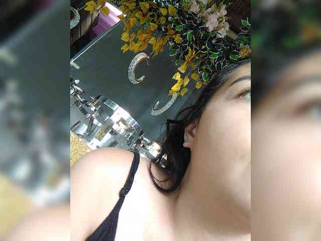 hornylittleprincess69 webcam