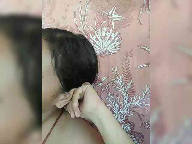 hornylittleprincess69